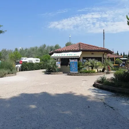 Chalet In Toskana Italie Aan Zee / Strand / Airconditioning / Zwembad / Wifi Casa vacanze Viareggio