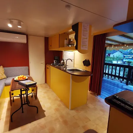 Chalet In Toskana Italie Aan Zee / Strand / Airconditioning / Zwembad / Wifi * Viareggio